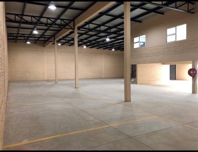 1,309M² OFFICE TO LET IN POMONA AH